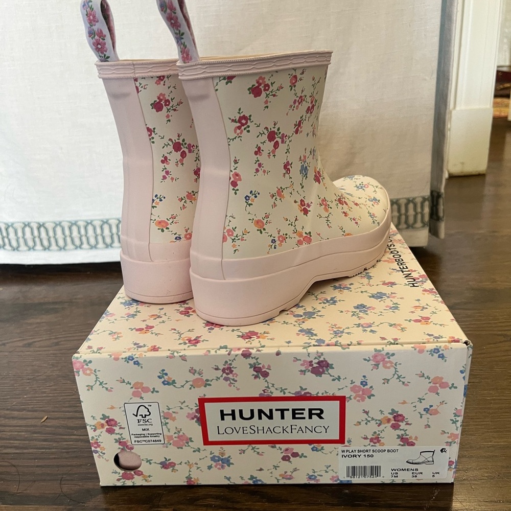 Hunter Boots x Loveshack Fancy Size 7